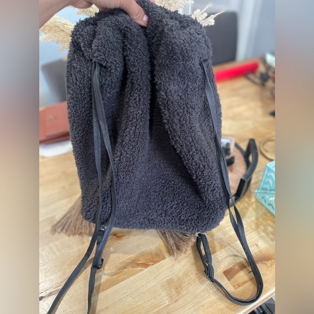 Barefoot Dreams Cozychic Carbon Fuzzy Backpack